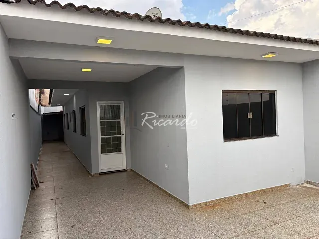 Casa com 141m² 3 quartos e 1 banheiro, à venda, no bairro Jardim Novo Centauro III em Arapongas
