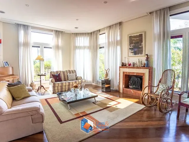 Casa com 462m² 4 quartos e 7 banheiros, à venda, no bairro Tamboré em Santana De Parnaíba