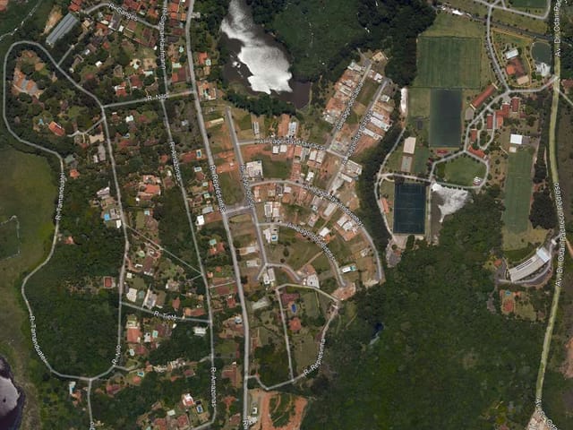 Casa com 501m² 3 quartos e 3 banheiros, à venda, no bairro Bairro Jardim Nossa Senhora das Graças em Cotia