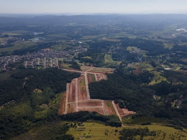 Casa com 125m² 3 quartos e 6 banheiros, à venda, no bairro Água Espraiada (Caucaia do Alto) em Cotia