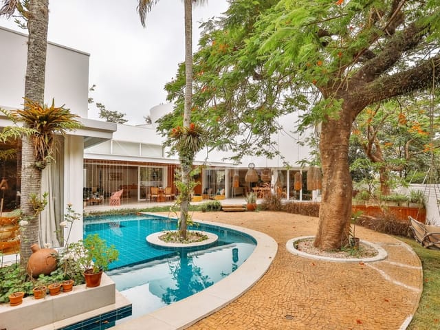 Casa com 942m² 5 quartos e 5 banheiros, à venda, no bairro Vila Madalena em São Paulo