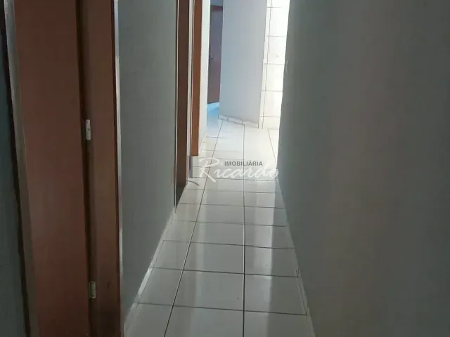 Casa com 150m² 3 quartos e 1 banheiro, à venda, no bairro Jardim Santo Antônio em Arapongas