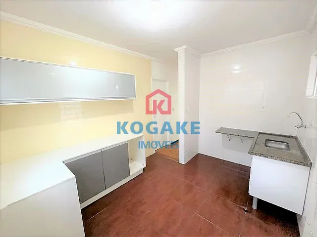 Casa com 200m² 3 quartos e 1 banheiro, à venda, no bairro Jardim Oriente em São José dos Campos