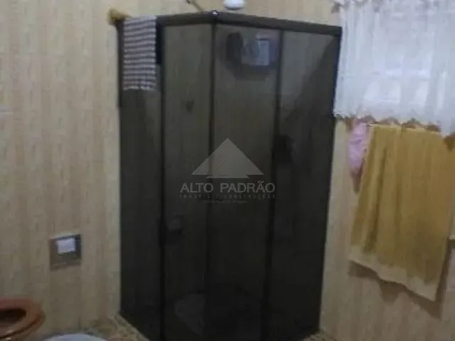 Casa com 300m² 2 quartos e 1 banheiro, à venda, no bairro Jardim Santo Alberto em Santo André