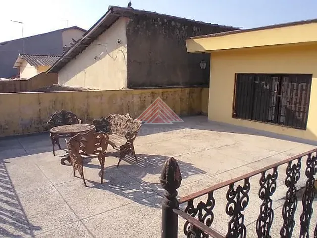 Casa com 300m² 2 quartos e 1 banheiro, à venda, no bairro Jardim Santo Alberto em Santo André