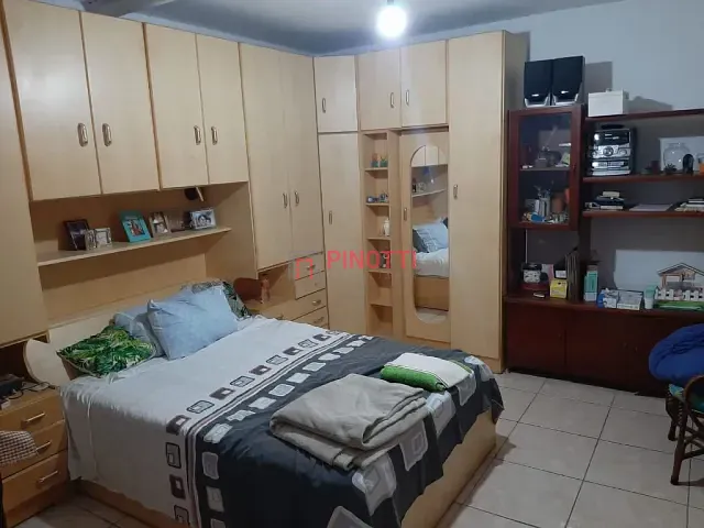 Casa 3 quartos e 1 banheiro, à venda, no bairro Vila Flórida em São Bernardo do Campo