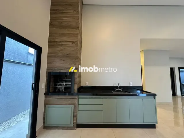 Casa com 236m² 3 quartos e 4 banheiros, à venda ou para alugar, no bairro Jardim Okinawa em Paulínia