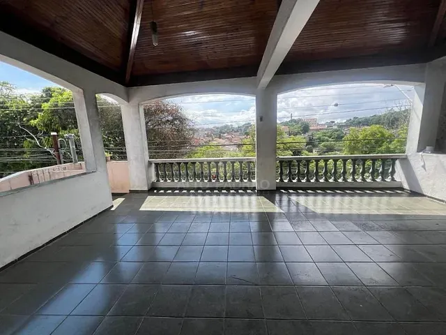 Casa com 450m² 4 quartos e 2 banheiros, à venda, no bairro Vila Bocaina em Mauá