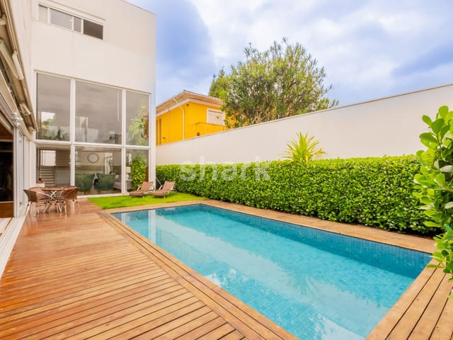 Casa com 720m² 5 quartos e 8 banheiros, à venda, no bairro Vila Madalena em São Paulo