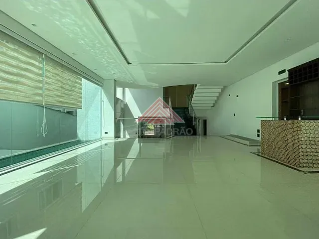 Casa com 488m² 4 quartos e 5 banheiros, à venda ou para alugar, no bairro Tamboré em Barueri