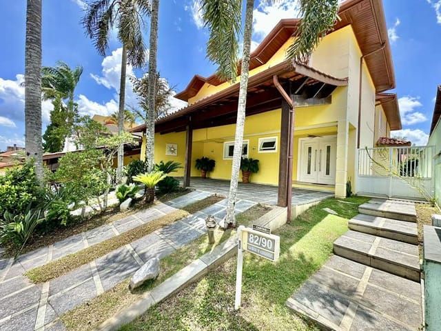 Casa com 1116m² 4 quartos e 6 banheiros, à venda, no bairro São Paulo II em Cotia