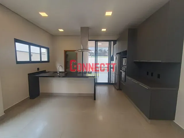 Casa com 390m² 3 quartos e 2 banheiros, à venda, no bairro Alto do Castelo em Ribeirão Preto
