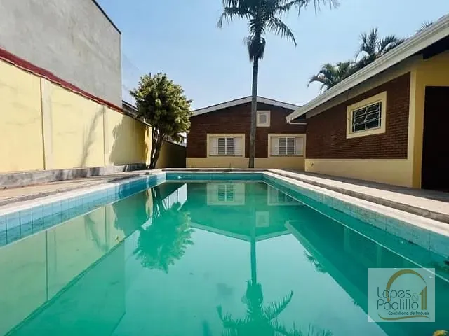 Casa com 429m² 3 quartos e 3 banheiros, à venda, no bairro Loanda em Atibaia