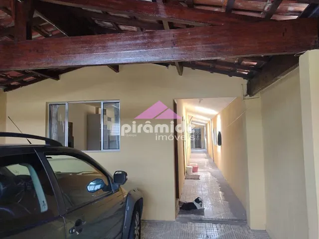 Casa com 150m² 2 quartos e 1 banheiro, à venda, no bairro Jardim Imperial em São José dos Campos