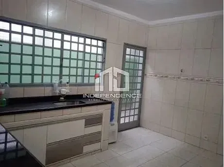 Casa, 3 quartos, 200 m² - Foto 40