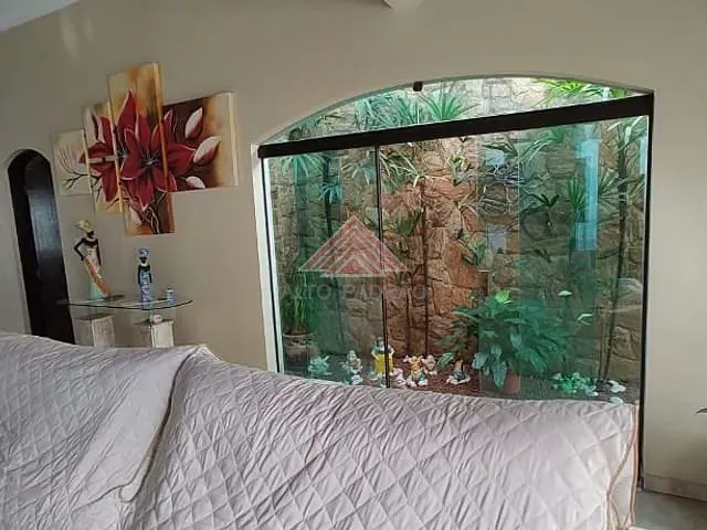 Casa com 250m² 3 quartos e 4 banheiros, à venda, no bairro Jardim Pedroso em Mauá