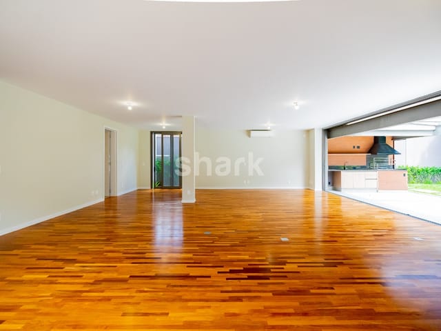Casa com 581m² 4 quartos e 4 banheiros, à venda, no bairro Alto de Pinheiros em São Paulo