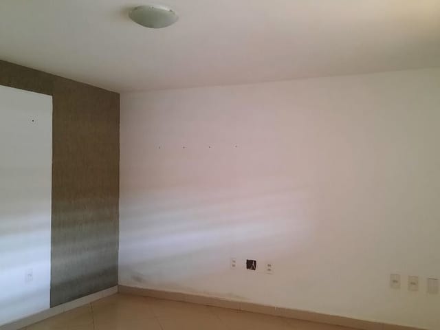 Foto do Casa - Casa com 3 dormitórios para alugar, 129 m² por R$ 1.000,00/mês - Conjunto Margarida Rosa de Azevedo - Uberaba/MG | ZUCATO IMOBILIARIA LTDA