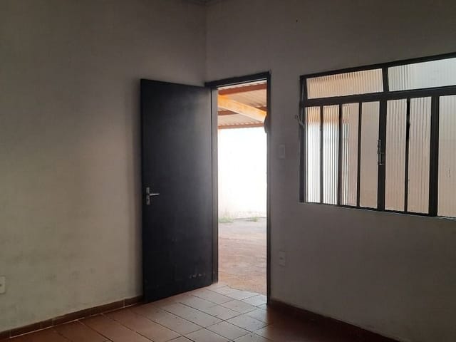 Foto do Casa - Casa com 2 dormitórios, 94 m² - venda por R$ 200.000,00 ou aluguel por R$ 800,00/mês - Fabrício - Uberaba/MG | ZUCATO IMOBILIARIA LTDA