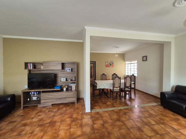 Foto do Casa - Casa com 3 dormitórios à venda, 187 m² por R$ 620.000,00 - Colinas Park - Alfenas/MG | H. DE PAIVA MAGALHAES & F.DE PAIVA MAGALHAES LTDA