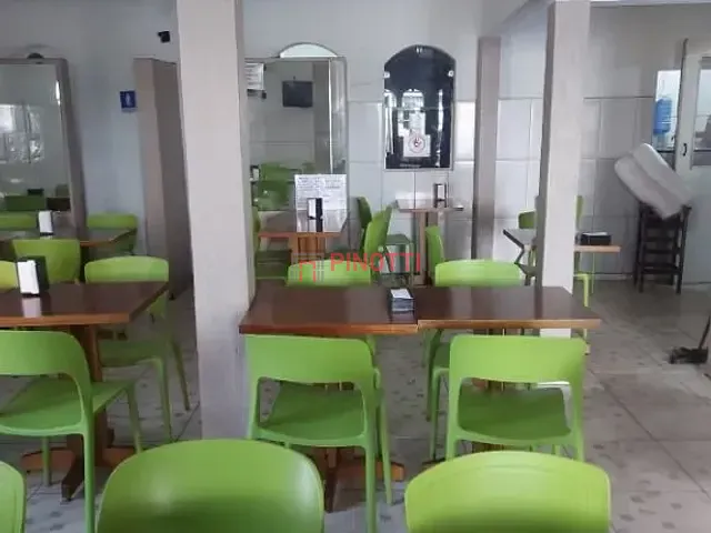 Casa à venda, no bairro Centro em Santo André