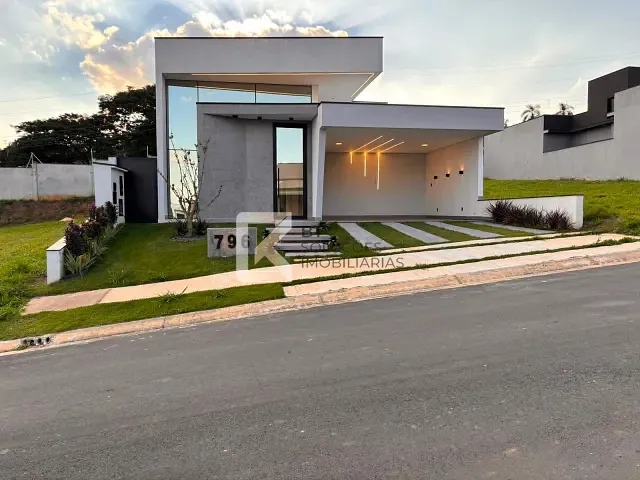 Casa com 360m² 3 quartos e 3 banheiros, à venda, no bairro Villa Sapezal em Indaiatuba