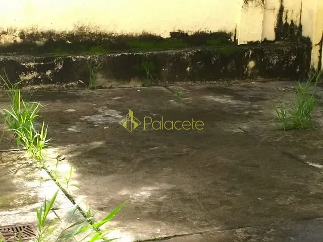 Casa com 246m² 3 quartos e 2 banheiros, à venda, no bairro Abaete em Taubaté