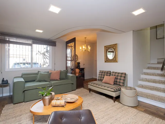 Casa com 152m² 3 quartos e 3 banheiros, à venda, no bairro Laranjal em Pelotas