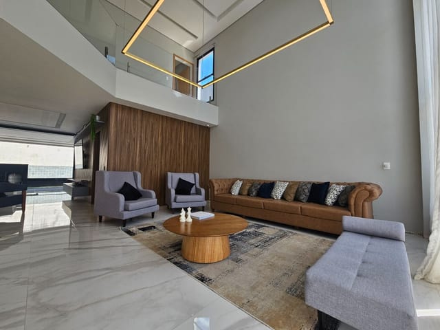 Casa com 720m² 5 quartos e 6 banheiros, à venda, no bairro Condomínio Reserva do Paratehy em São José dos Campos