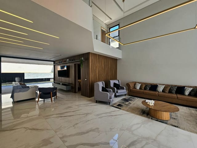 Casa com 720m² 5 quartos e 6 banheiros, à venda, no bairro Condomínio Reserva do Paratehy em São José dos Campos