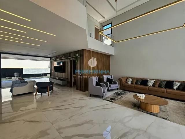 Casa com 720m² 5 quartos e 6 banheiros, à venda, no bairro Condomínio Reserva do Paratehy em São José dos Campos