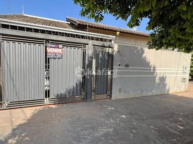 Casa com 120m² 2 quartos e 1 banheiro, à venda, no bairro Vila Marcos Roberto em Campo Grande