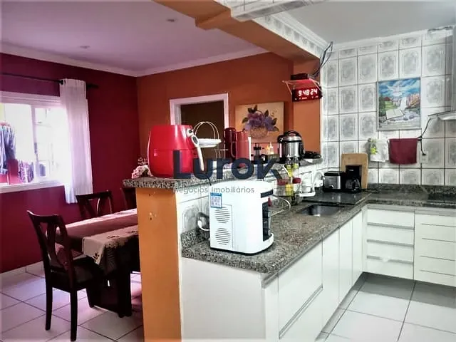 Casa com 245m² 8 quartos e 5 banheiros, à venda, no bairro Jardim do Lago em Valinhos