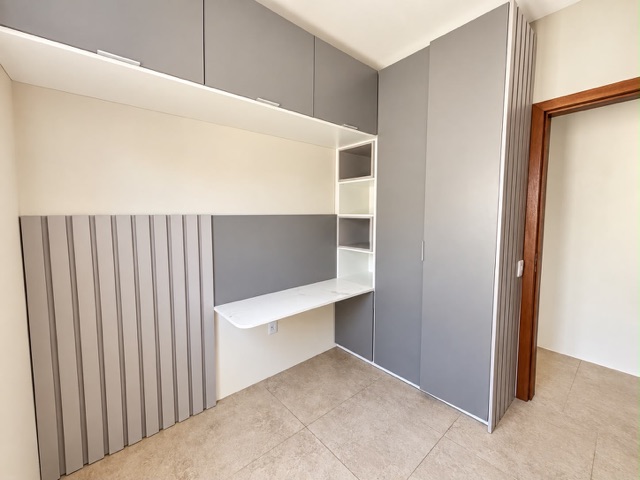 Casa com 175m² 3 quartos e 2 banheiros, à venda, no bairro Laranjal em Pelotas