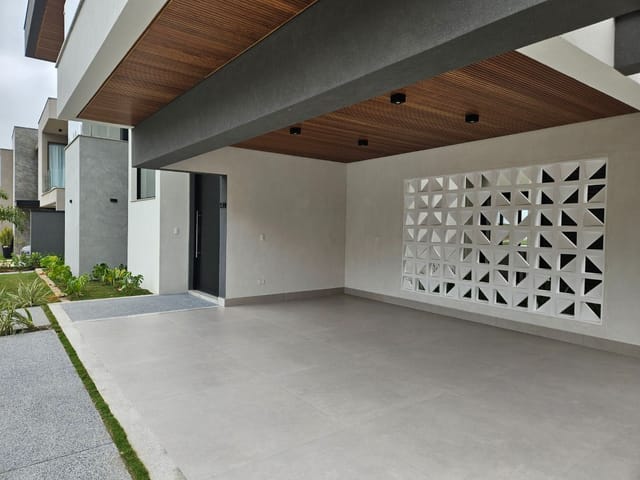 Casa com 720m² 4 quartos e 4 banheiros, à venda, no bairro Condomínio Reserva do Paratehy em São José dos Campos