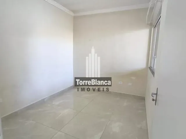 Casa com 180m² 3 quartos e 1 banheiro, para alugar, no bairro Uvaranas em Ponta Grossa