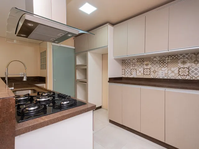 Casa com 143m² 2 quartos e 3 banheiros, à venda, no bairro Três Vendas em Pelotas