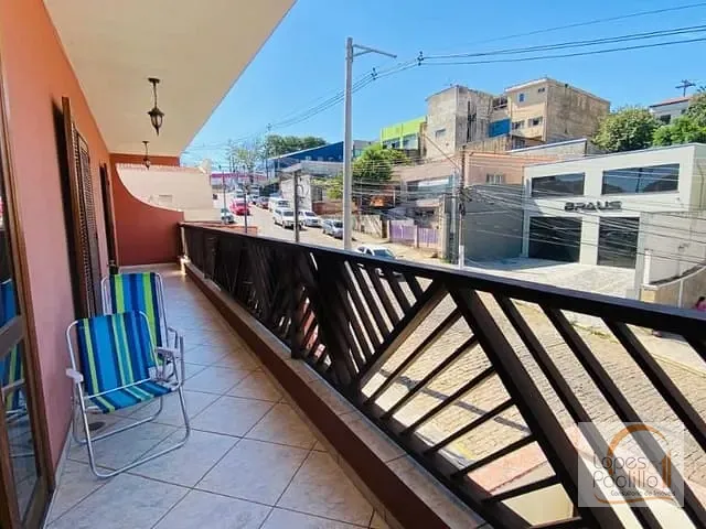 Casa com 357m² 3 quartos e 4 banheiros, à venda, no bairro Centro em Atibaia