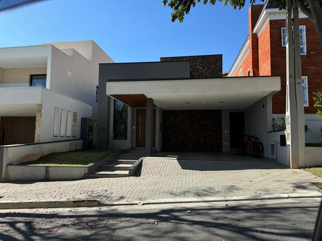 Casa com 250m² 3 quartos e 3 banheiros, à venda, no bairro Urbanova em São José dos Campos