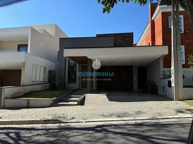 Casa com 250m² 3 quartos e 3 banheiros, à venda, no bairro Urbanova em São José dos Campos
