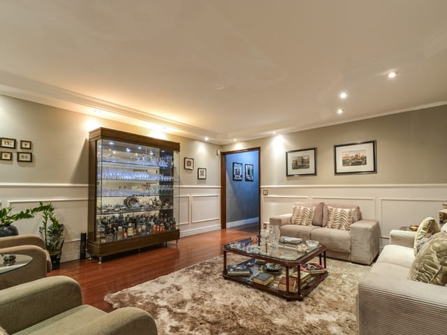 Foto do Casa - Casa para venda em Jardim da Glória com 3 quartos, sendo 3 suítes, 215m² | Lares e Andares Imóveis
