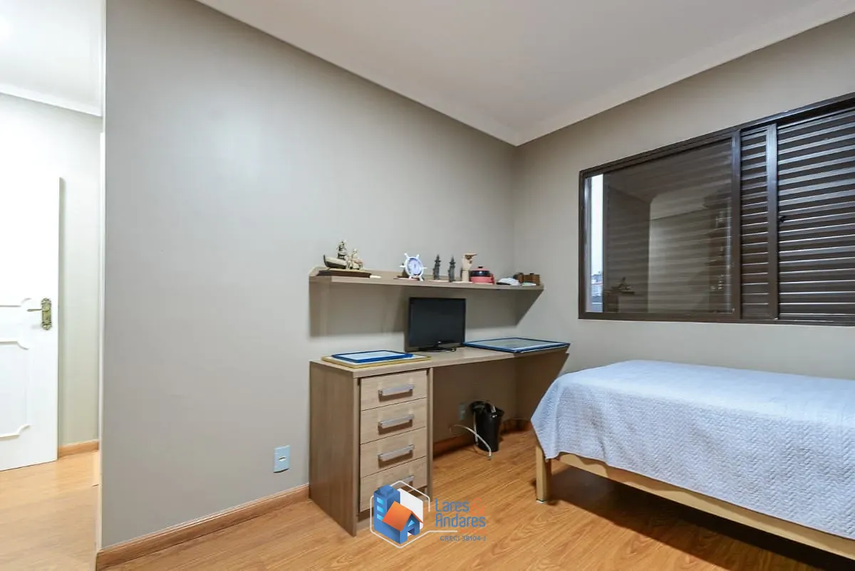 Casa, 3 quartos, 215 m² - Foto 37