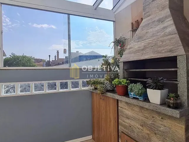 Casa 4 quartos e 2 banheiros, à venda, no bairro Chácara das Pedras em Porto Alegre