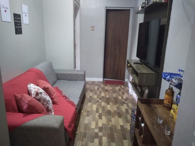 Casa com 55m² 2 quartos e 1 banheiro, à venda, no bairro Jardim Nara Lucia em Cotia