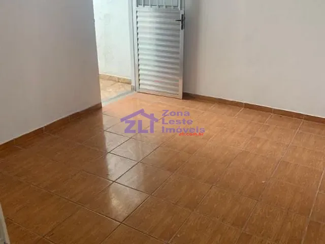 Casa com 45m² 1 quarto e 1 banheiro, para alugar, no bairro Vila Carrão em São Paulo