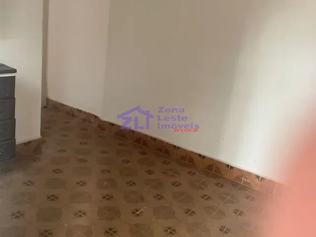 Casa com 45m² 1 quarto e 1 banheiro, para alugar, no bairro Vila Carrão em São Paulo