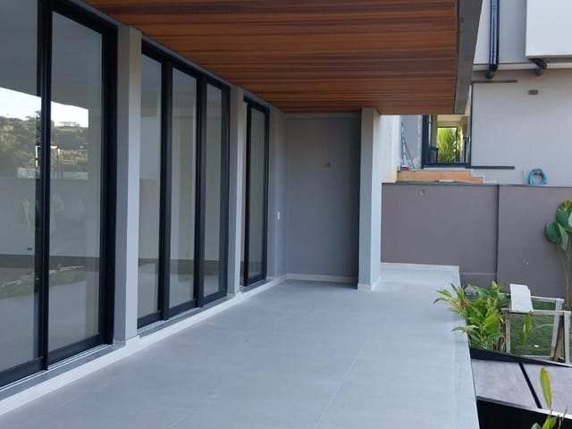 Casa com 800m² 4 quartos e 5 banheiros, à venda, no bairro Condomínio Reserva do Paratehy em São José dos Campos