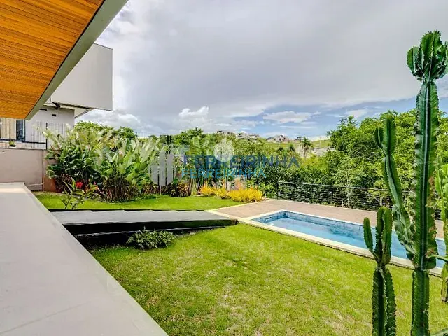 Casa com 800m² 4 quartos e 5 banheiros, à venda ou para alugar, no bairro Condomínio Reserva do Paratehy em São José dos Campos