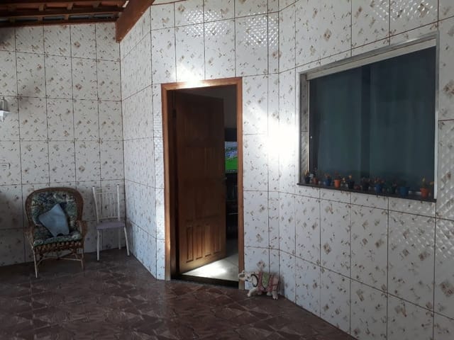 Casa com 125m² 3 quartos e 1 banheiro, à venda, no bairro Parque São Cristóvão em Taubaté