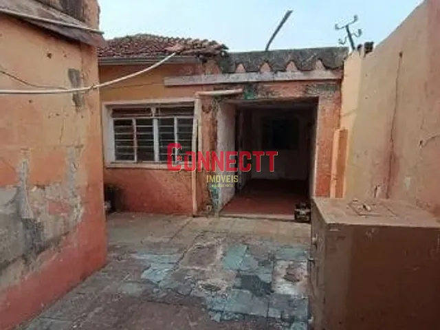Casa com 340m² 2 quartos e 2 banheiros, à venda, no bairro Vila Tiberio em Ribeirão Preto